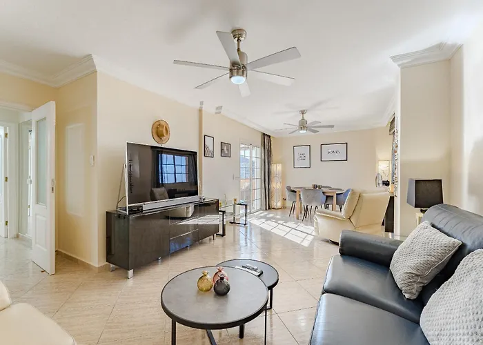 Διαμέρισμα Terrazas Del Duque Ii 2a302 *